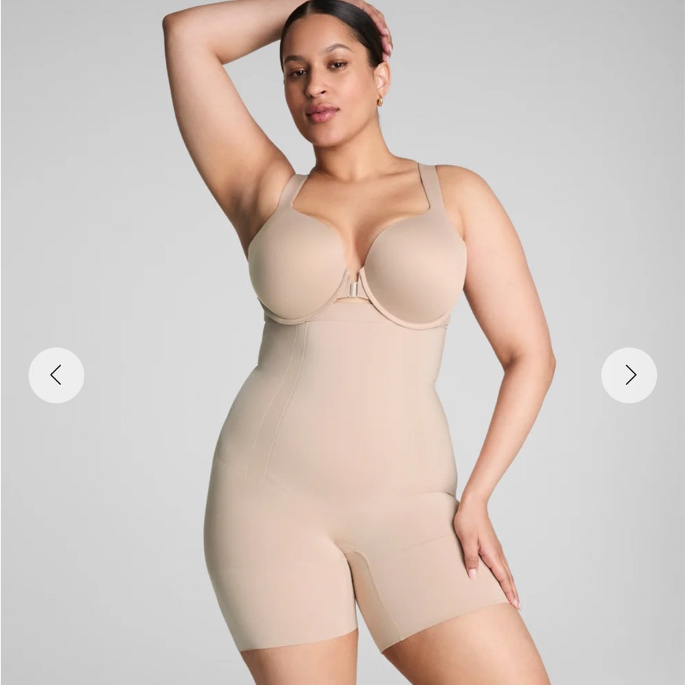 SPANX OnCore High-Waisted Mid-Thigh Short